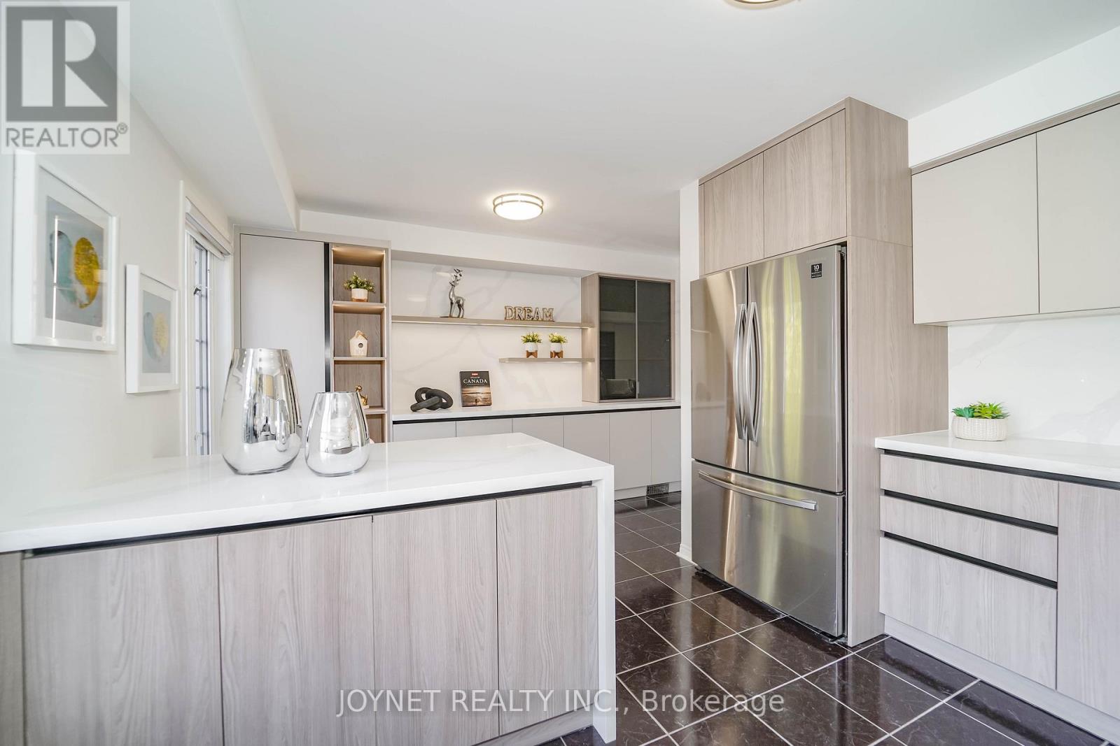 243 Yellowood Circle, Vaughan, Ontario  L4J 8M2 - Photo 22 - N12460676