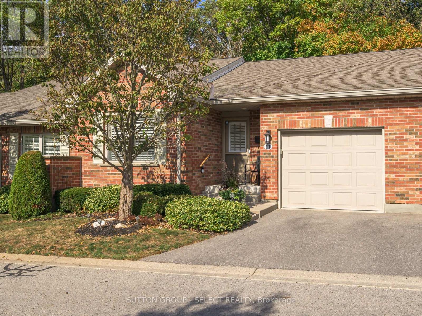 11 - 1337 COMMISSIONERS ROAD W, London South, Ontario