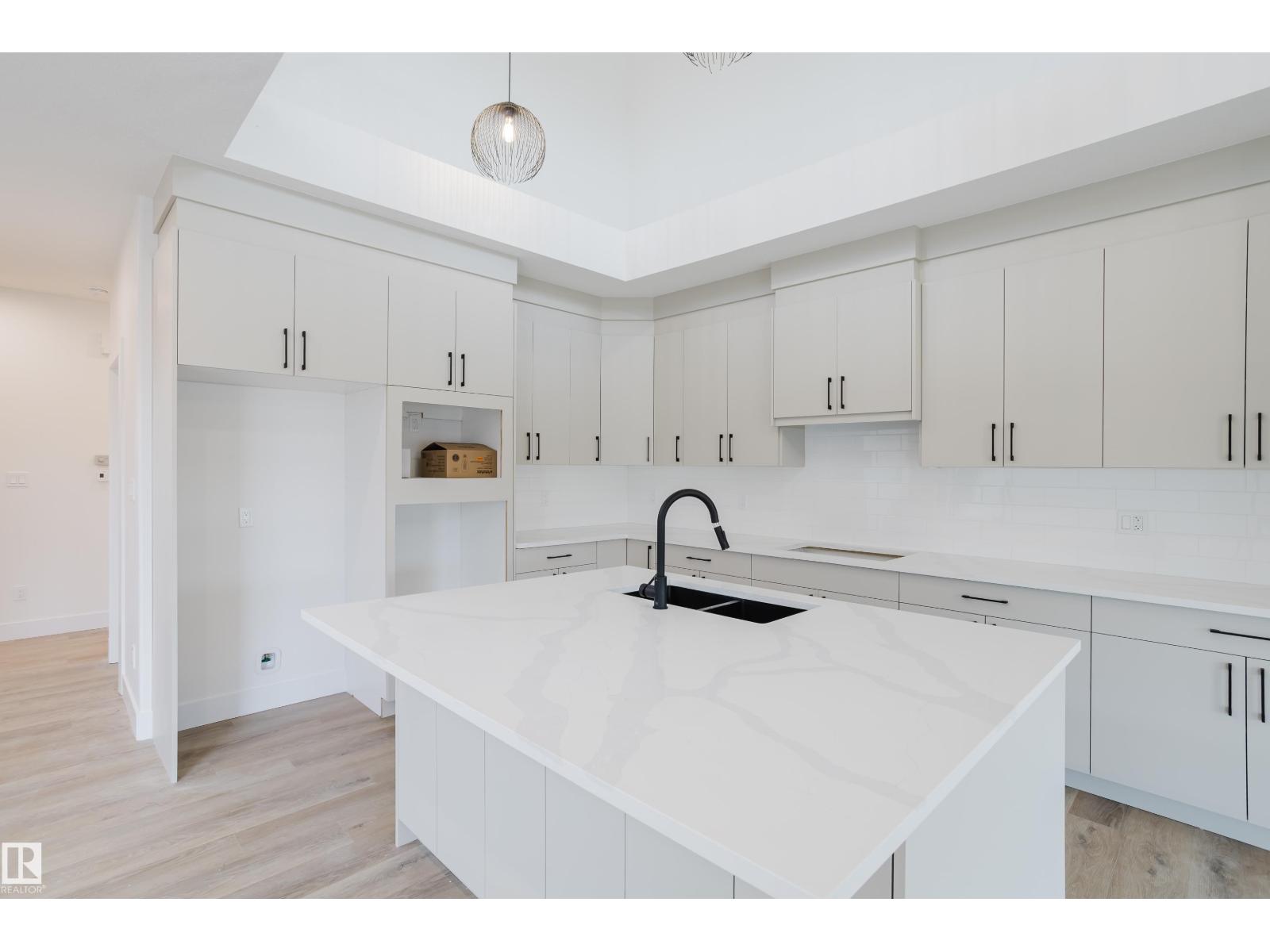 45 Renwyck Pl, Spruce Grove, Alberta  T7X 4E1 - Photo 12 - E4462074
