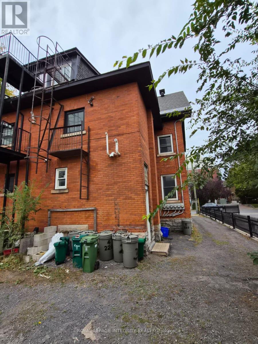 222 Argyle Avenue, Ottawa, Ontario  K2P 1B9 - Photo 5 - X12461870