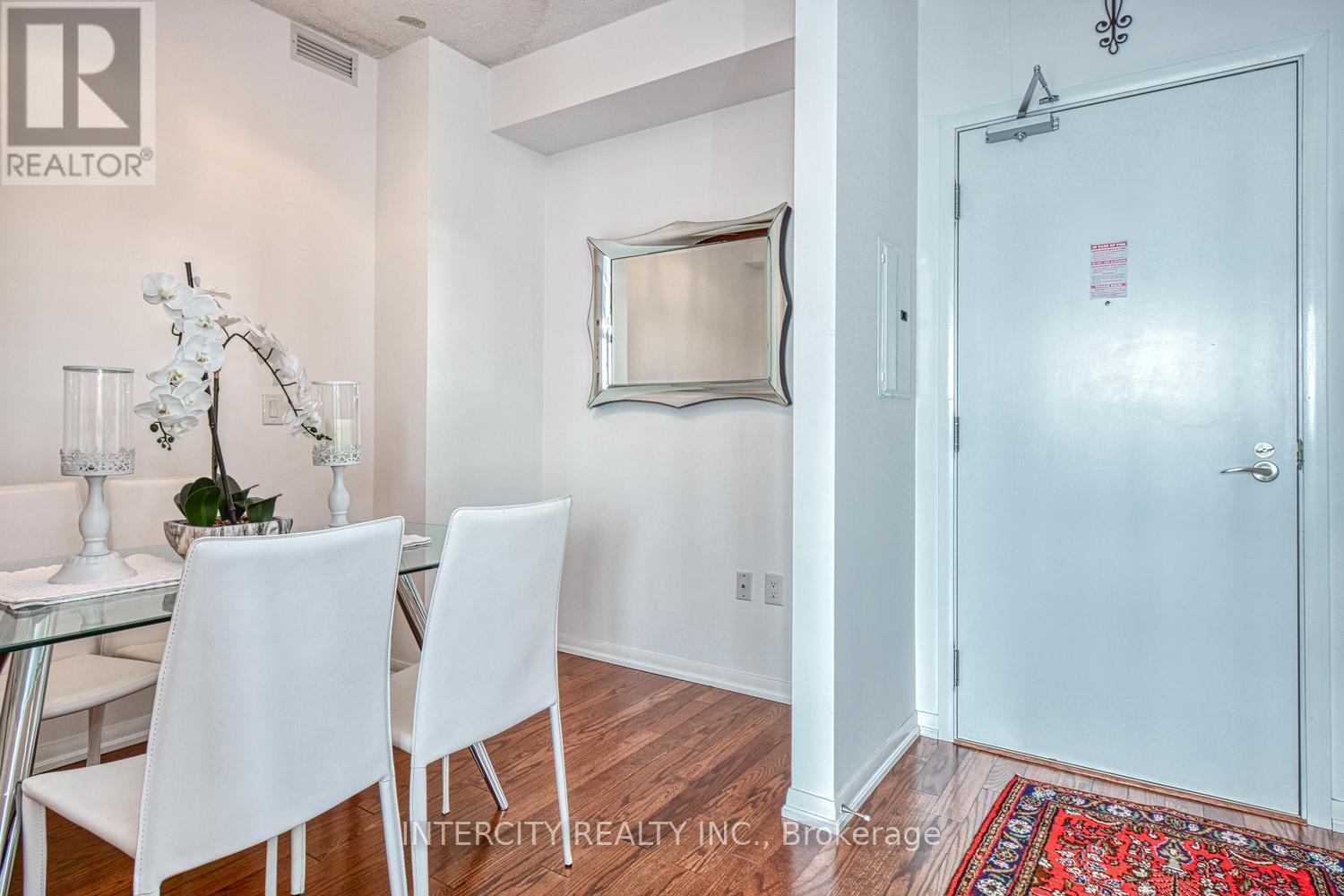 2104 - 800 Lawrence Avenue W, Toronto, Ontario  M6A 1C3 - Photo 2 - W12461837