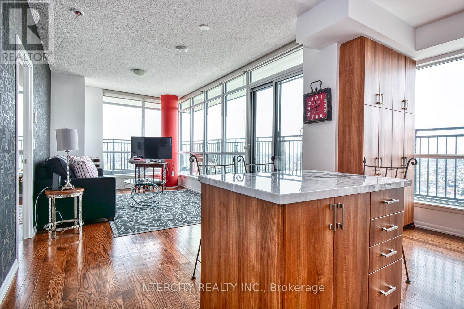 2104 - 800 Lawrence Avenue W, Toronto, Ontario  M6A 1C3 - Photo 6 - W12461837
