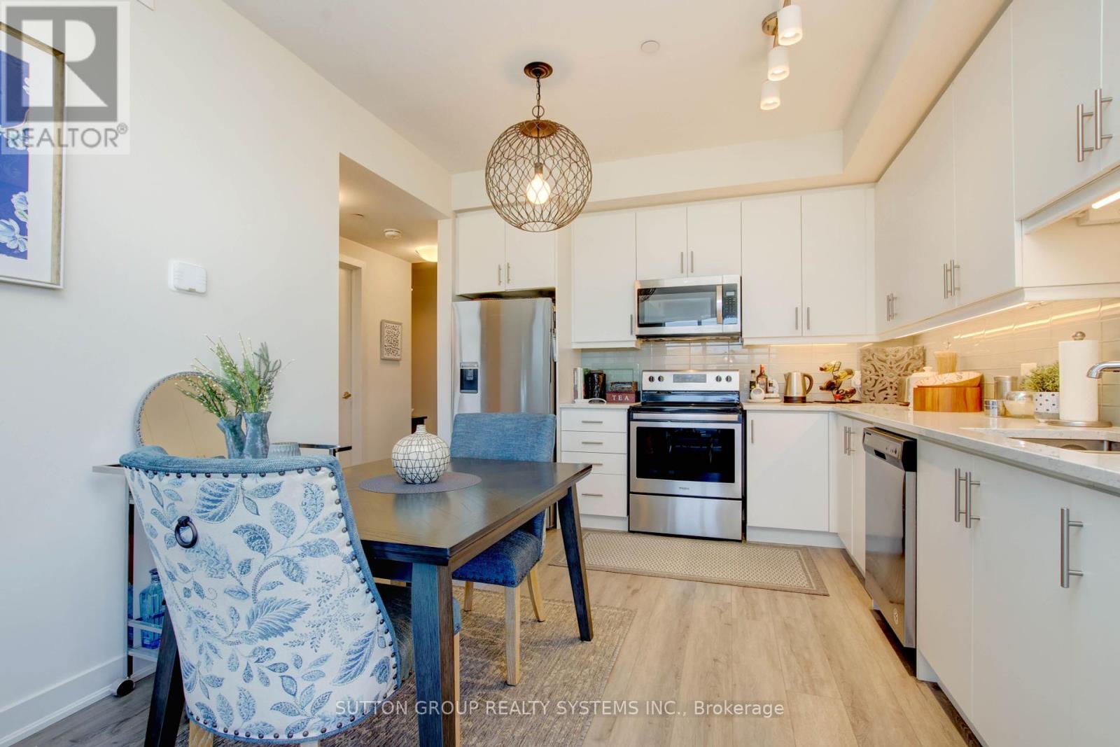 402 - 340 Plains Road E, Burlington, Ontario  L7T 0C2 - Photo 16 - W12461840