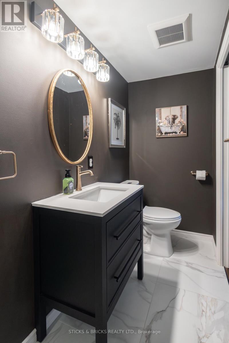 2530 Dorchester Road, Niagara Falls, Ontario  L2J 2Y8 - Photo 17 - X12461863