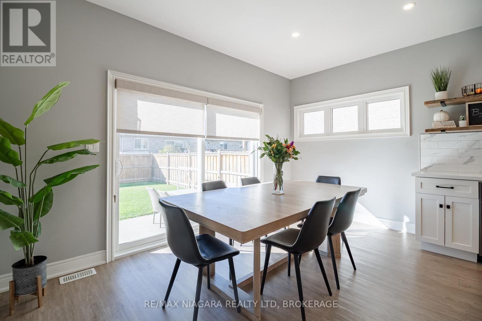 6 Myrtle Street N, Pelham, Ontario  L0S 1E6 - Photo 17 - X12461868