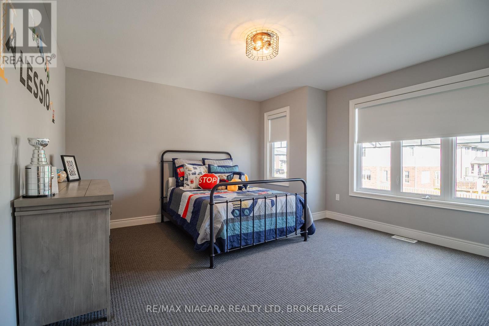 6 Myrtle Street N, Pelham, Ontario  L0S 1E6 - Photo 23 - X12461868