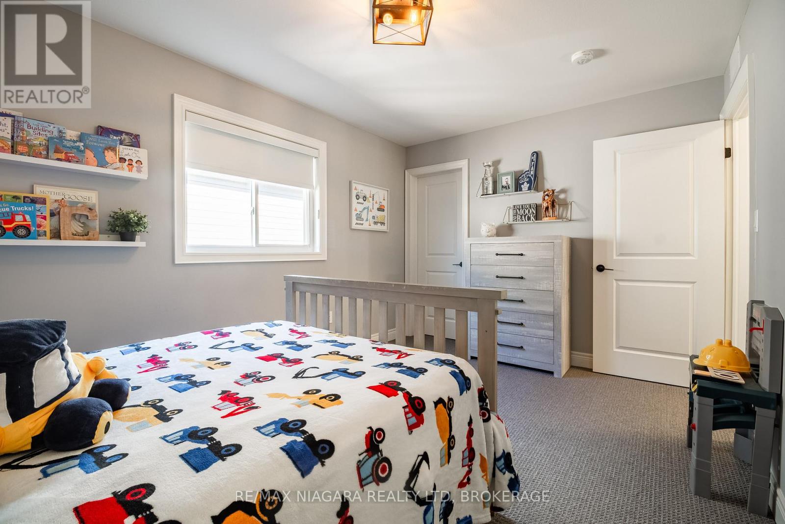 6 Myrtle Street N, Pelham, Ontario  L0S 1E6 - Photo 27 - X12461868