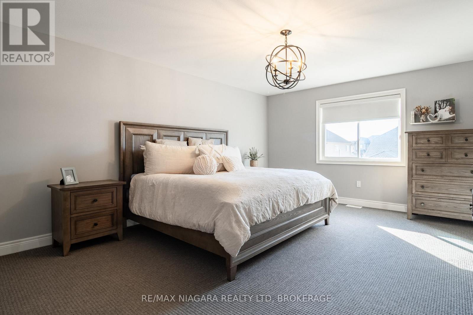 6 Myrtle Street N, Pelham, Ontario  L0S 1E6 - Photo 28 - X12461868