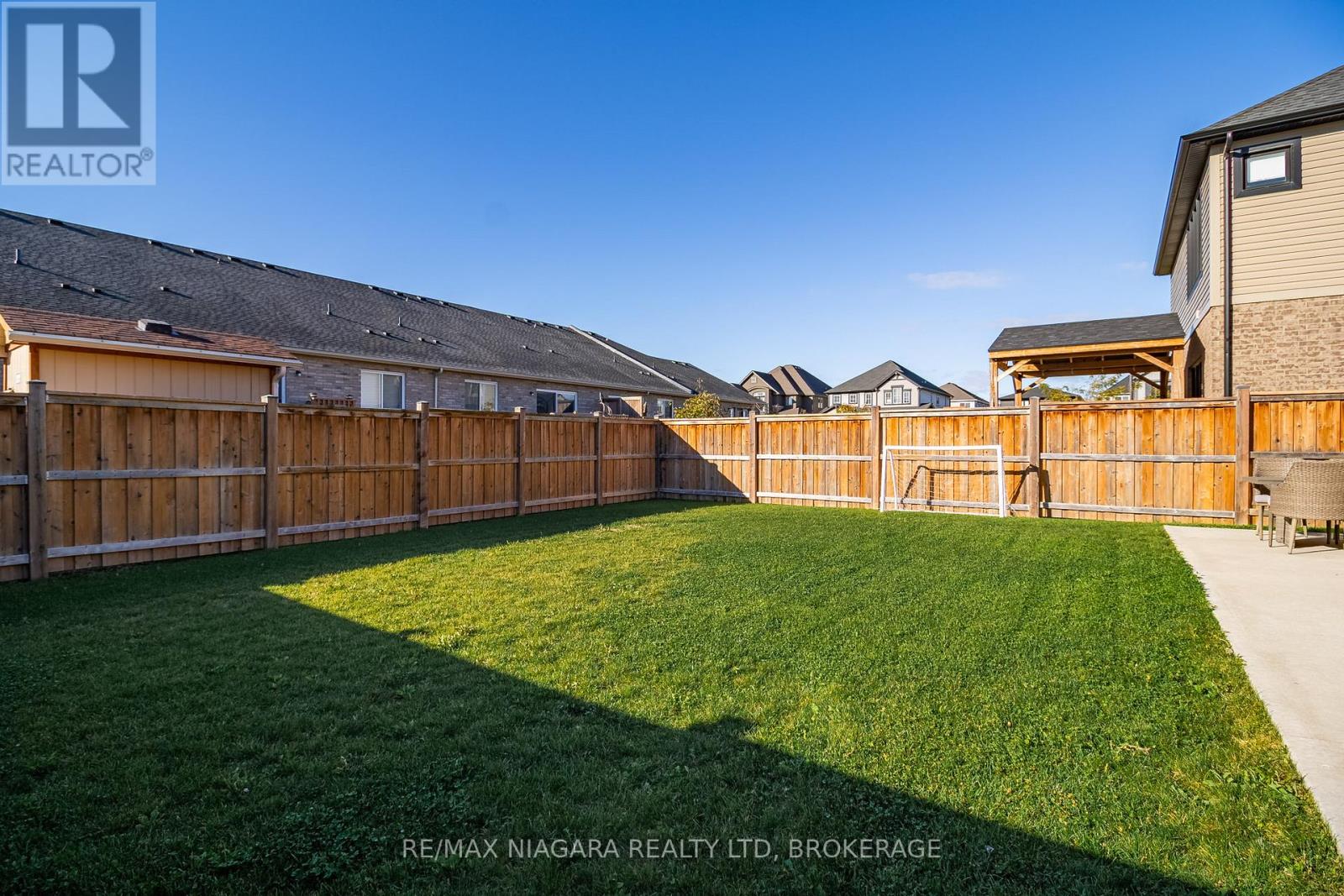 6 Myrtle Street N, Pelham, Ontario  L0S 1E6 - Photo 40 - X12461868