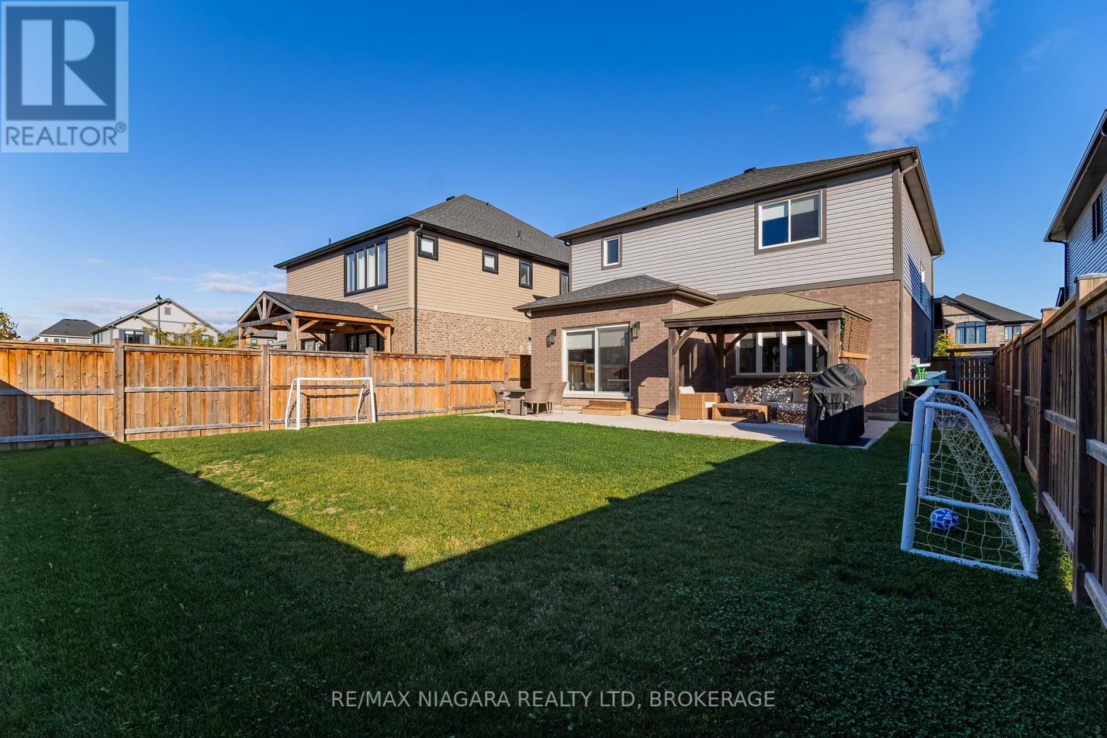 6 Myrtle Street N, Pelham, Ontario  L0S 1E6 - Photo 41 - X12461868