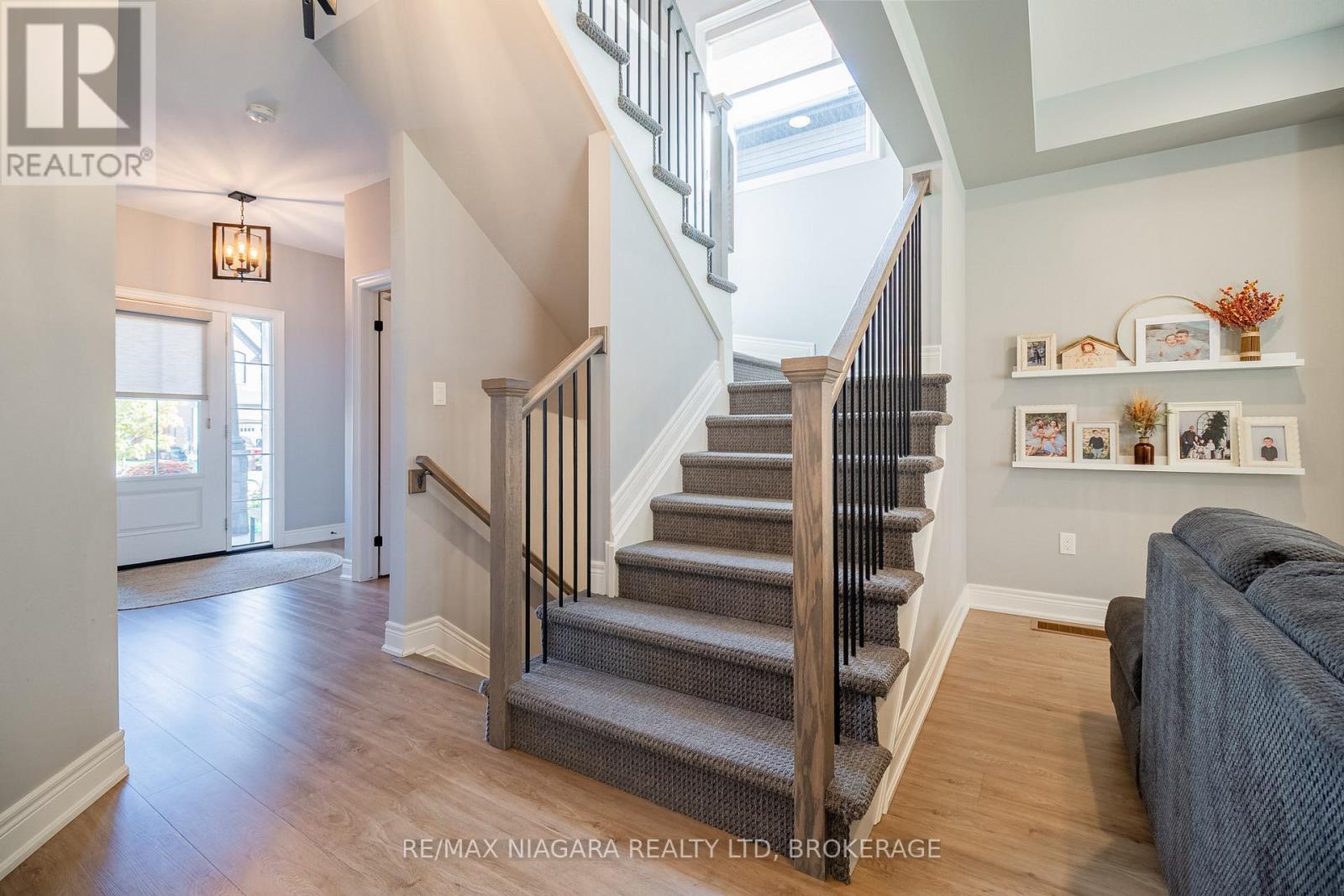 6 Myrtle Street N, Pelham, Ontario  L0S 1E6 - Photo 8 - X12461868