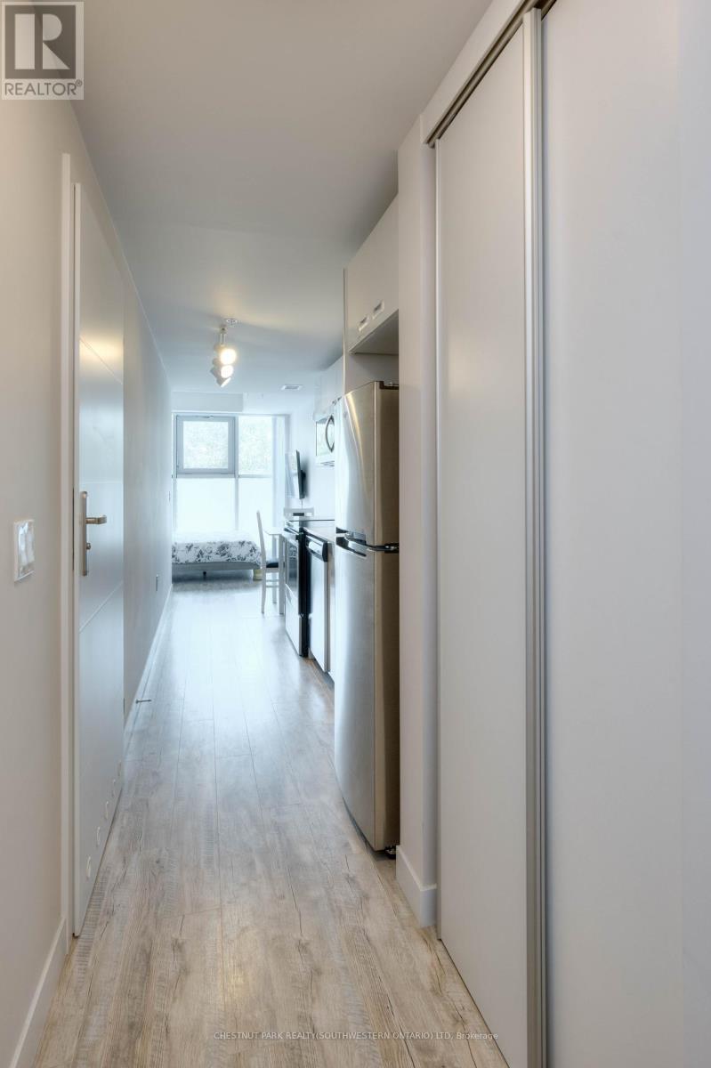 415 - 257 Hemlock Street, Waterloo, Ontario  N2L 0K2 - Photo 5 - X12461842