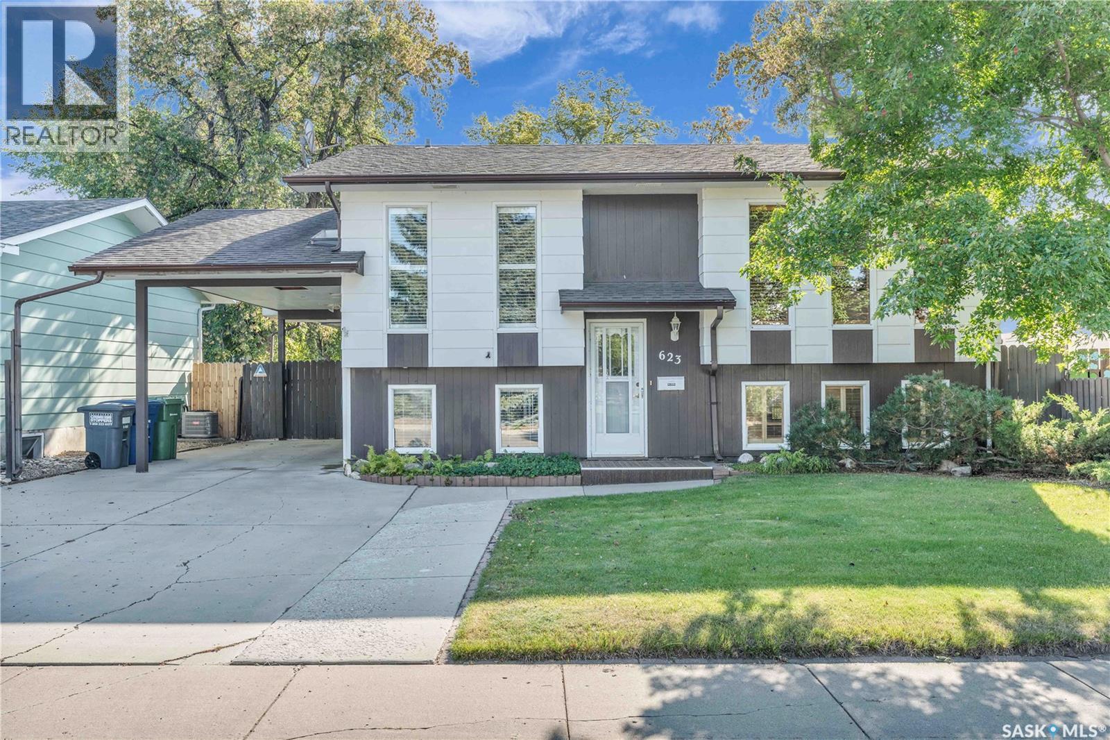 623 Priel CRESCENT, Saskatoon, Saskatchewan