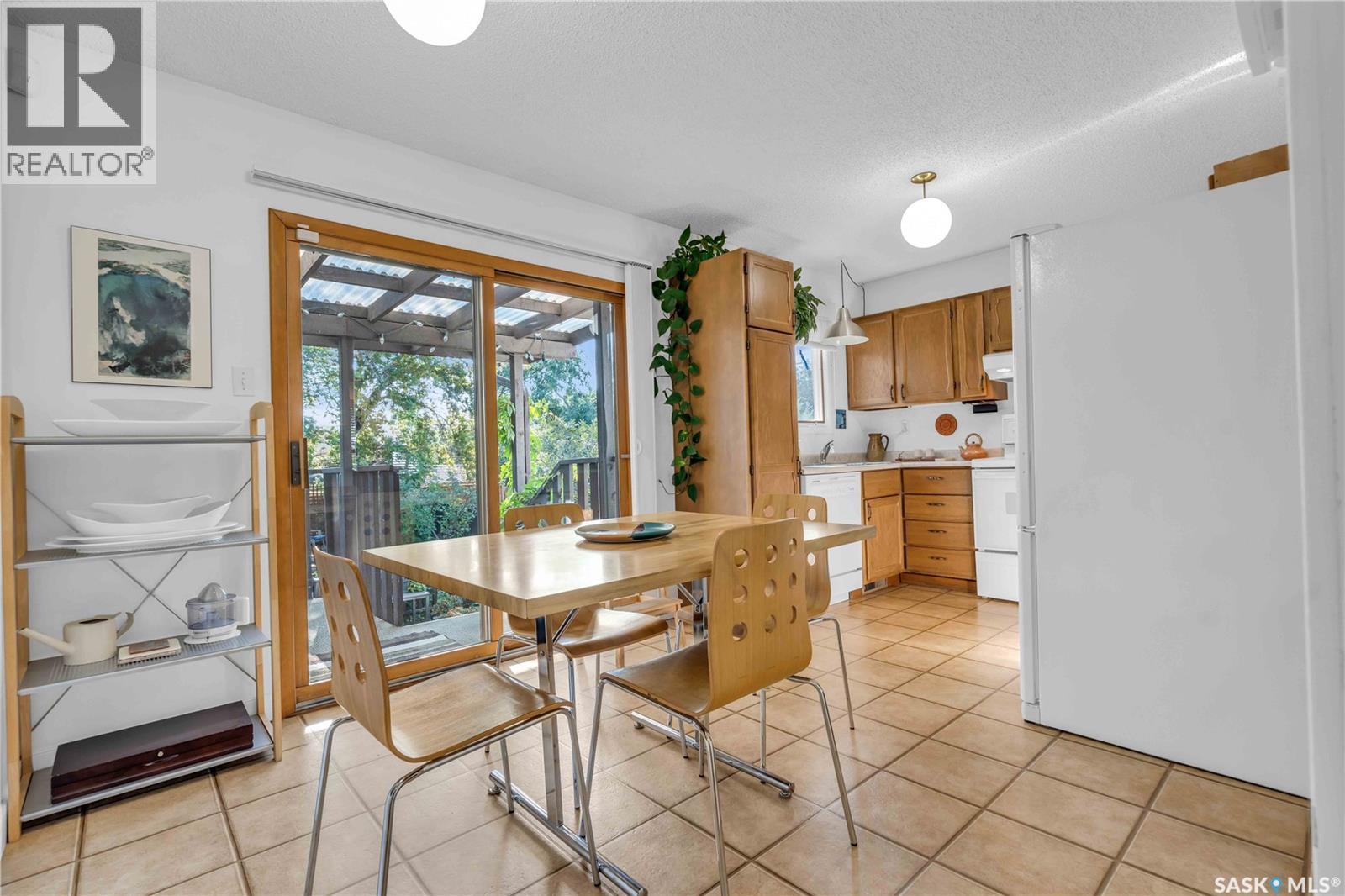 623 Priel Crescent, Saskatoon, Saskatchewan  S7M 4K9 - Photo 10 - SK020773
