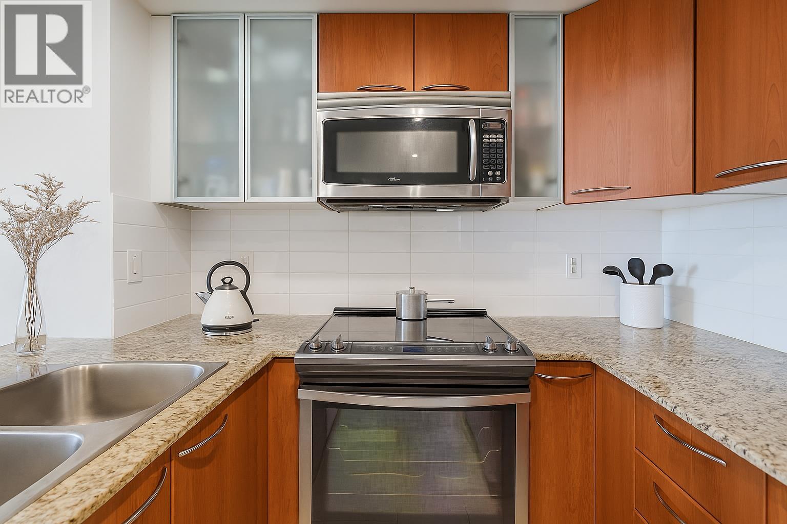 709 4078 Knight Street, Vancouver, British Columbia  V5N 5Y9 - Photo 6 - R3058257
