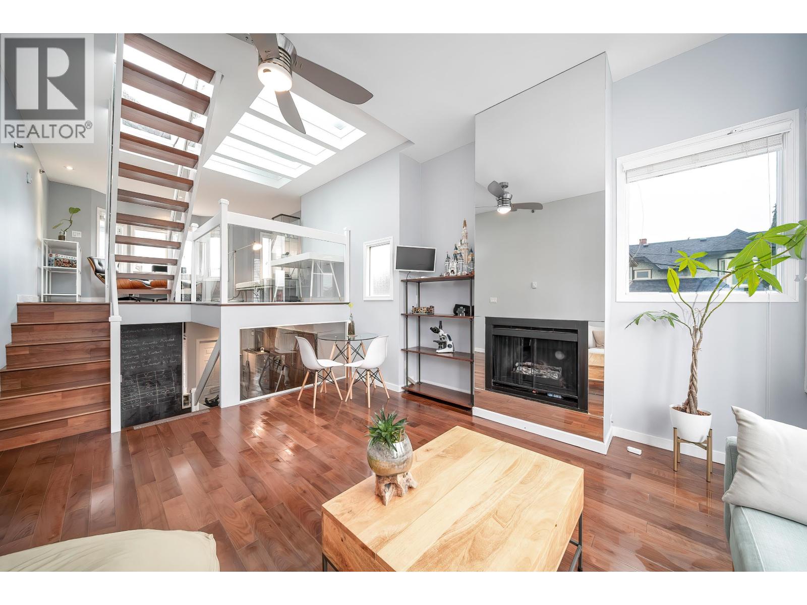 3458 Point Grey Road, Vancouver, British Columbia  V6R 1A5 - Photo 8 - R3058392