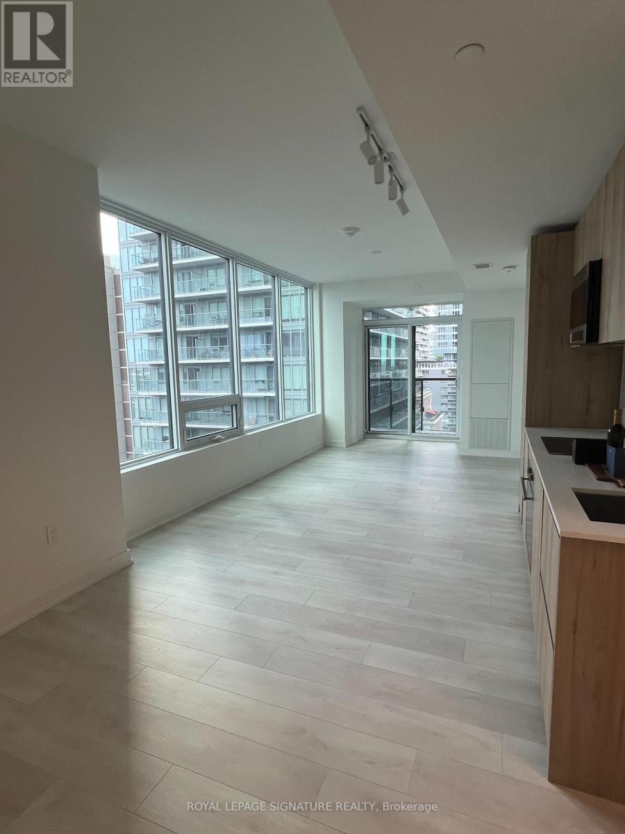 1102 - 117 Broadway Avenue, Toronto, Ontario  M4P 1V5 - Photo 6 - C12461850