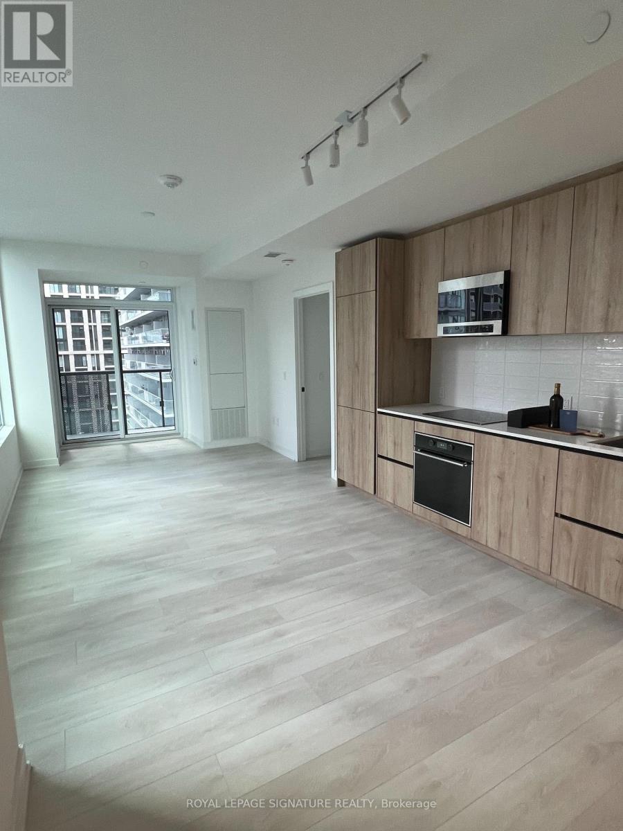 1102 - 117 Broadway Avenue, Toronto, Ontario  M4P 1V5 - Photo 8 - C12461850