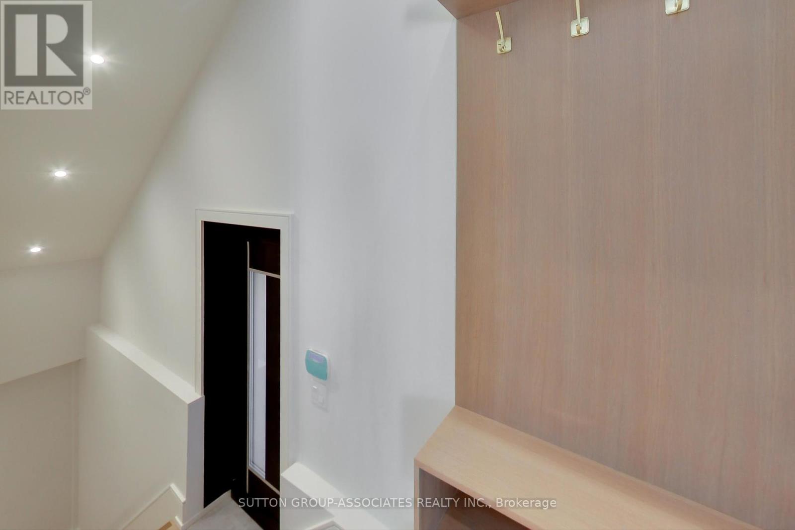 199 Arlington Avenue, Toronto, Ontario  M6C 2Z4 - Photo 34 - C12461866