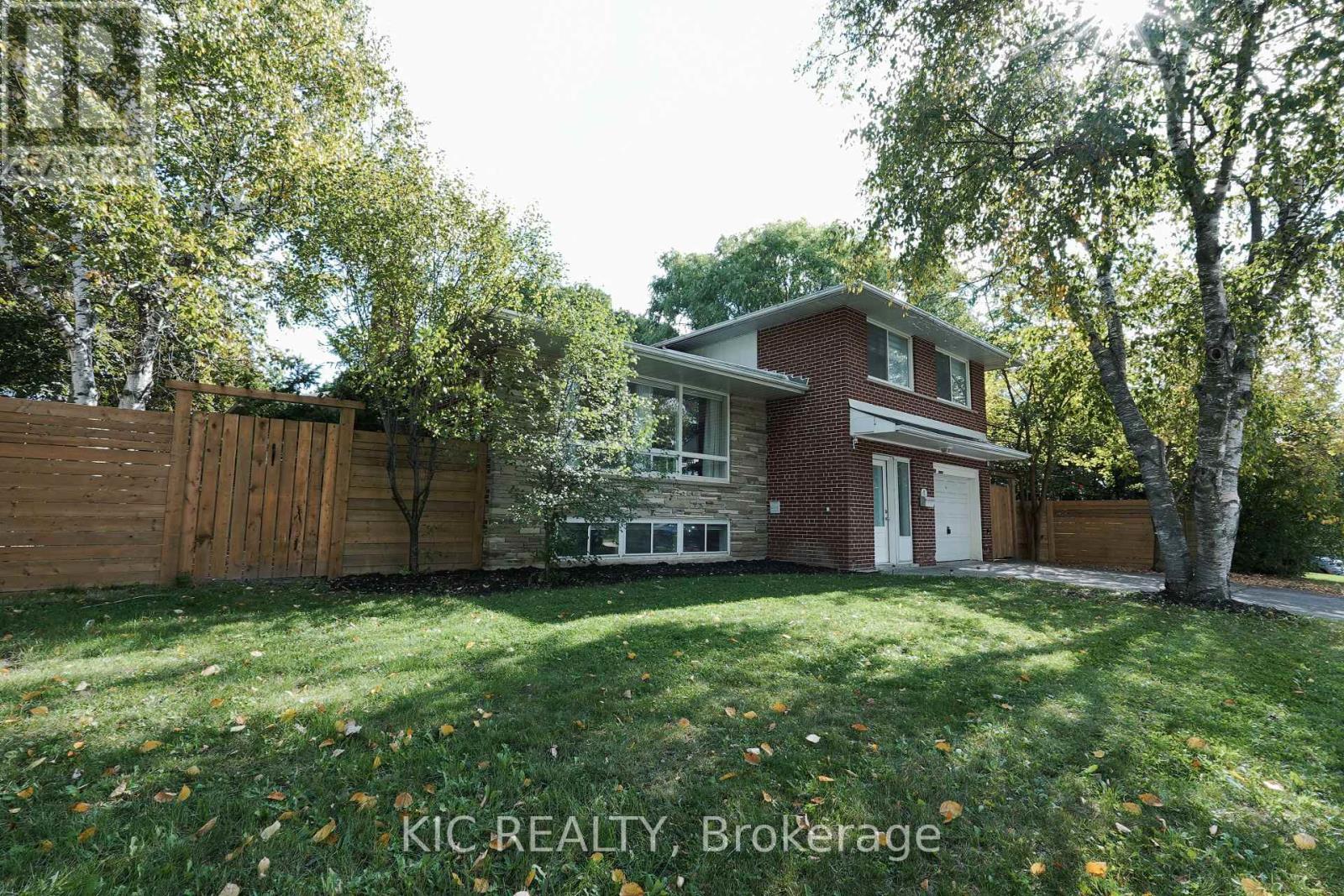 249 Tampico Road, Richmond Hill, Ontario  L4C 4R8 - Photo 37 - N12461851