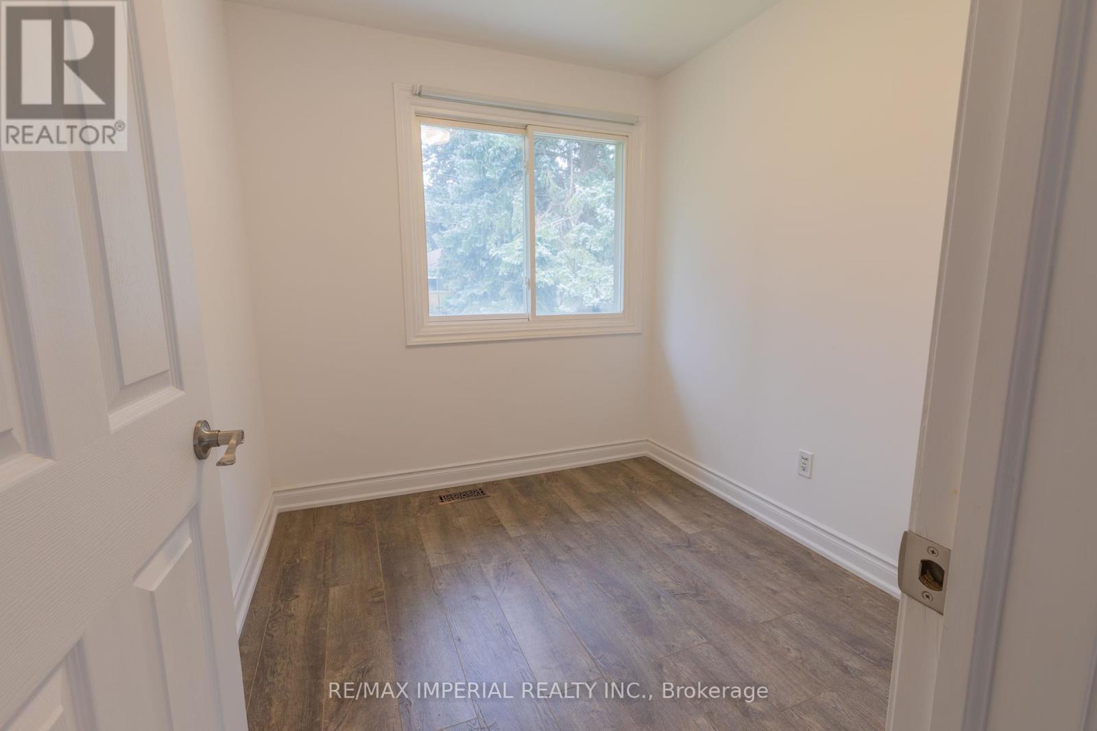 Main - 388 Becker Road, Richmond Hill, Ontario  L4C 2S2 - Photo 12 - N12461852