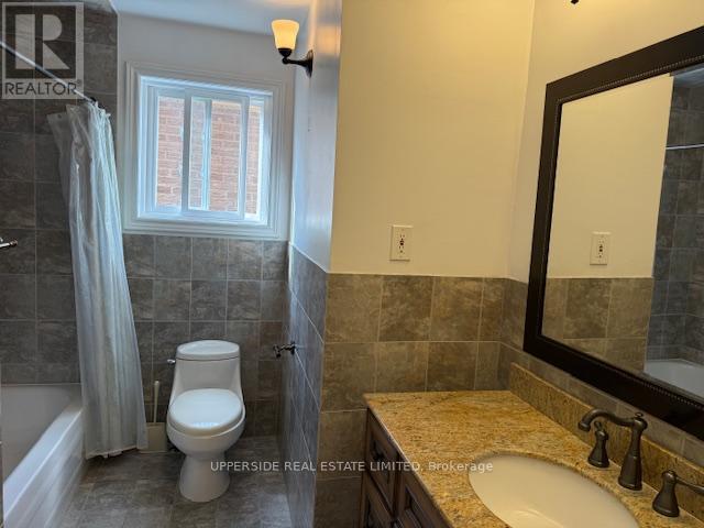 51 Jessica Gdns Gardens, Vaughan, Ontario  L4J 3G1 - Photo 11 - N12461856