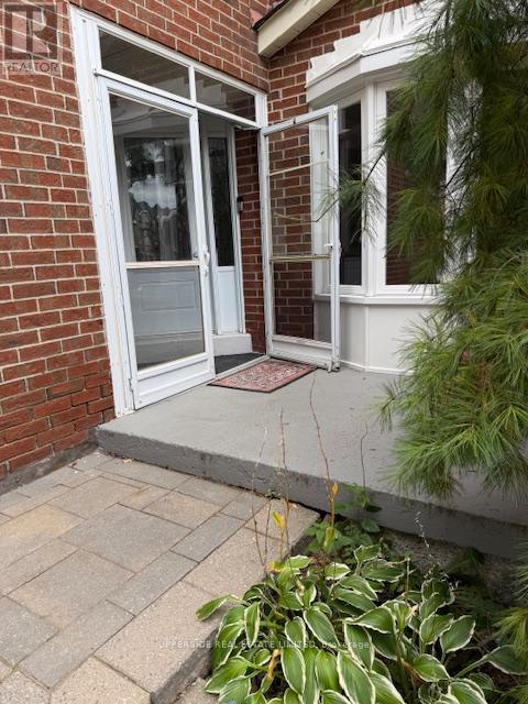 51 Jessica Gdns Gardens, Vaughan, Ontario  L4J 3G1 - Photo 2 - N12461856