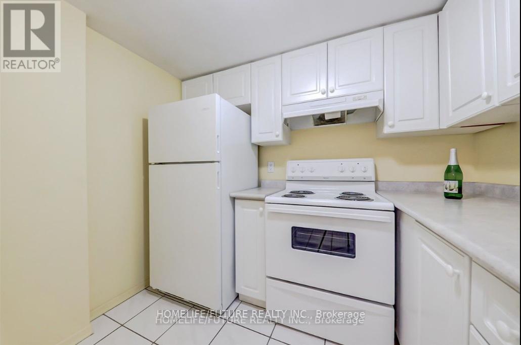 314 - 160 Wellington Street E, Aurora, Ontario  L4G 1J3 - Photo 10 - N12461857