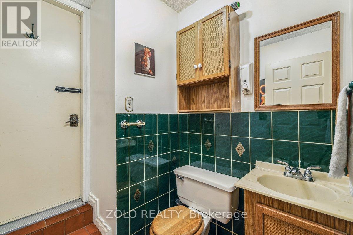 95 Pemberton Road, Richmond Hill, Ontario  L4C 3T6 - Photo 37 - N12461880