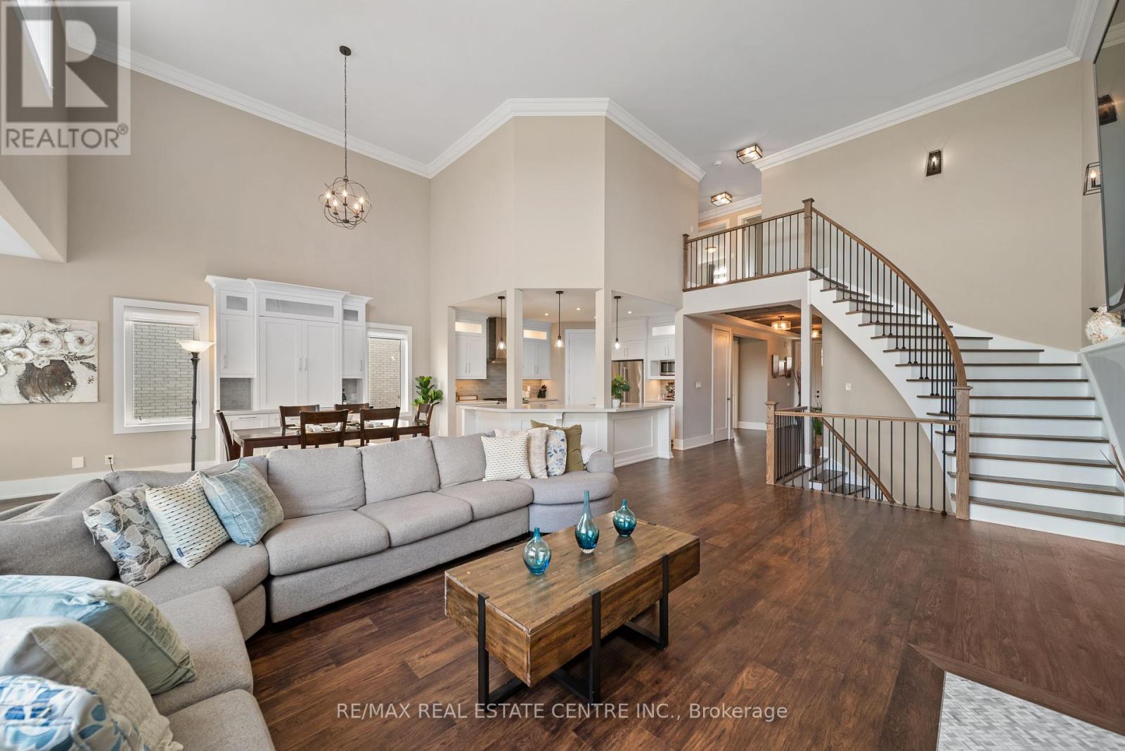 303 Sunnybrae Avenue, Innisfil, Ontario  L9S 1E5 - Photo 19 - N12461881