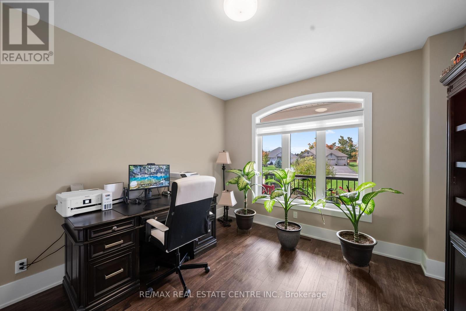 303 Sunnybrae Avenue, Innisfil, Ontario  L9S 1E5 - Photo 6 - N12461881