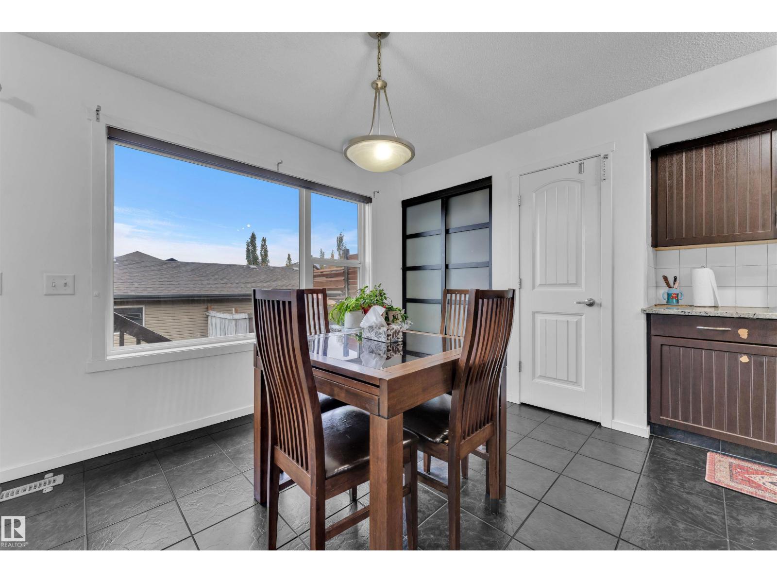 2004 32 St Nw, Edmonton, Alberta  T6T 0L8 - Photo 10 - E4462076