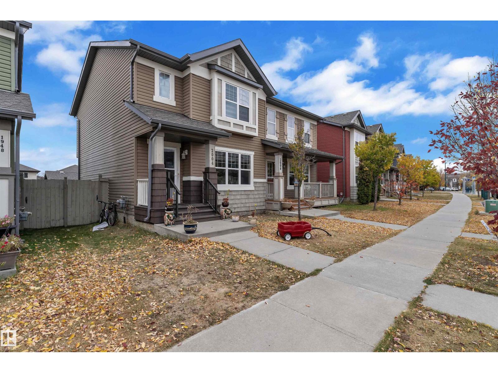 2004 32 St Nw, Edmonton, Alberta  T6T 0L8 - Photo 2 - E4462076