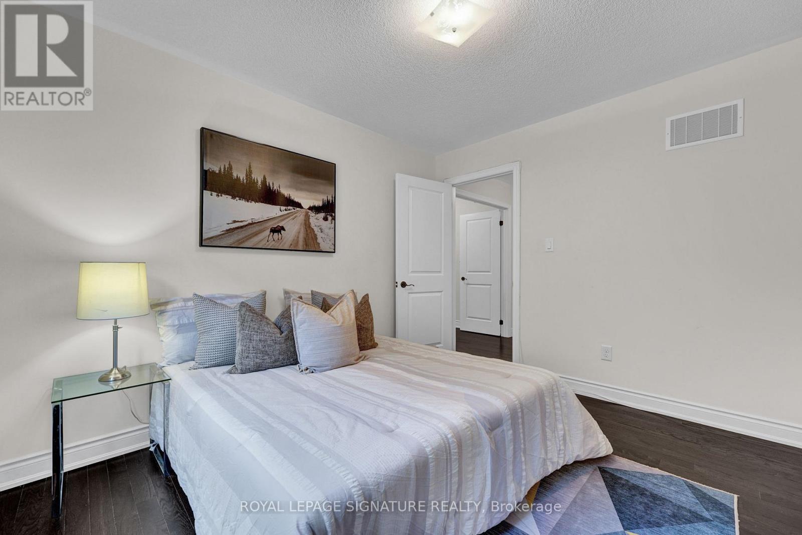 58 Orangeblossom Trail, Brampton, Ontario  L6X 0E4 - Photo 28 - W12461849