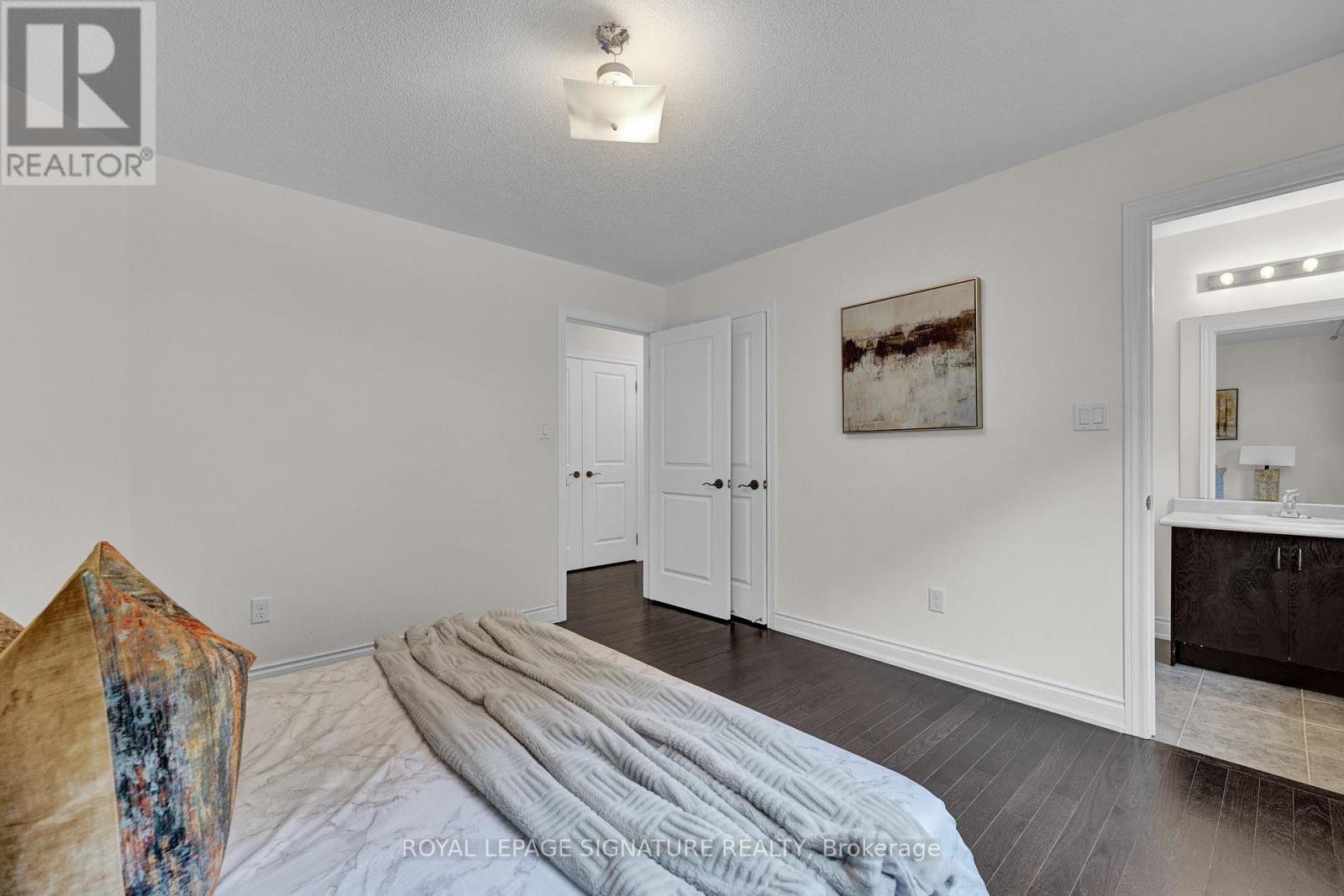 58 Orangeblossom Trail, Brampton, Ontario  L6X 0E4 - Photo 38 - W12461849