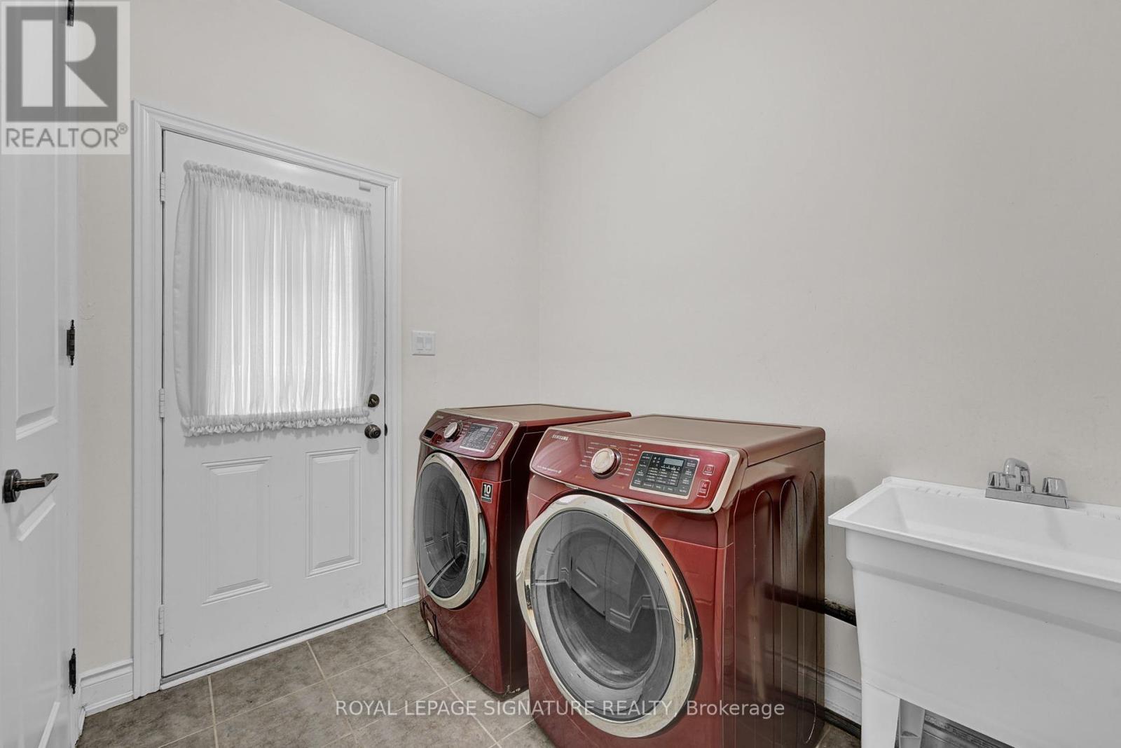 58 Orangeblossom Trail, Brampton, Ontario  L6X 0E4 - Photo 45 - W12461849