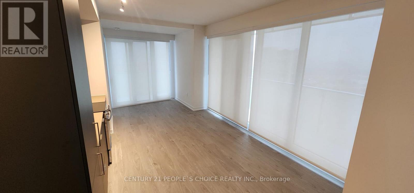 1503 - 3900 Confederation Parkway, Mississauga, Ontario  L5B 0M3 - Photo 13 - W12461861
