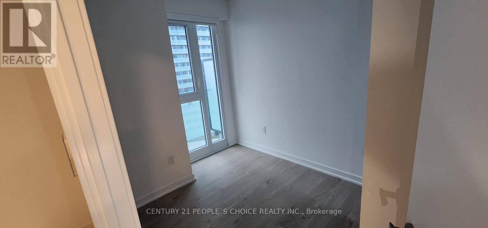 1503 - 3900 Confederation Parkway, Mississauga, Ontario  L5B 0M3 - Photo 15 - W12461861