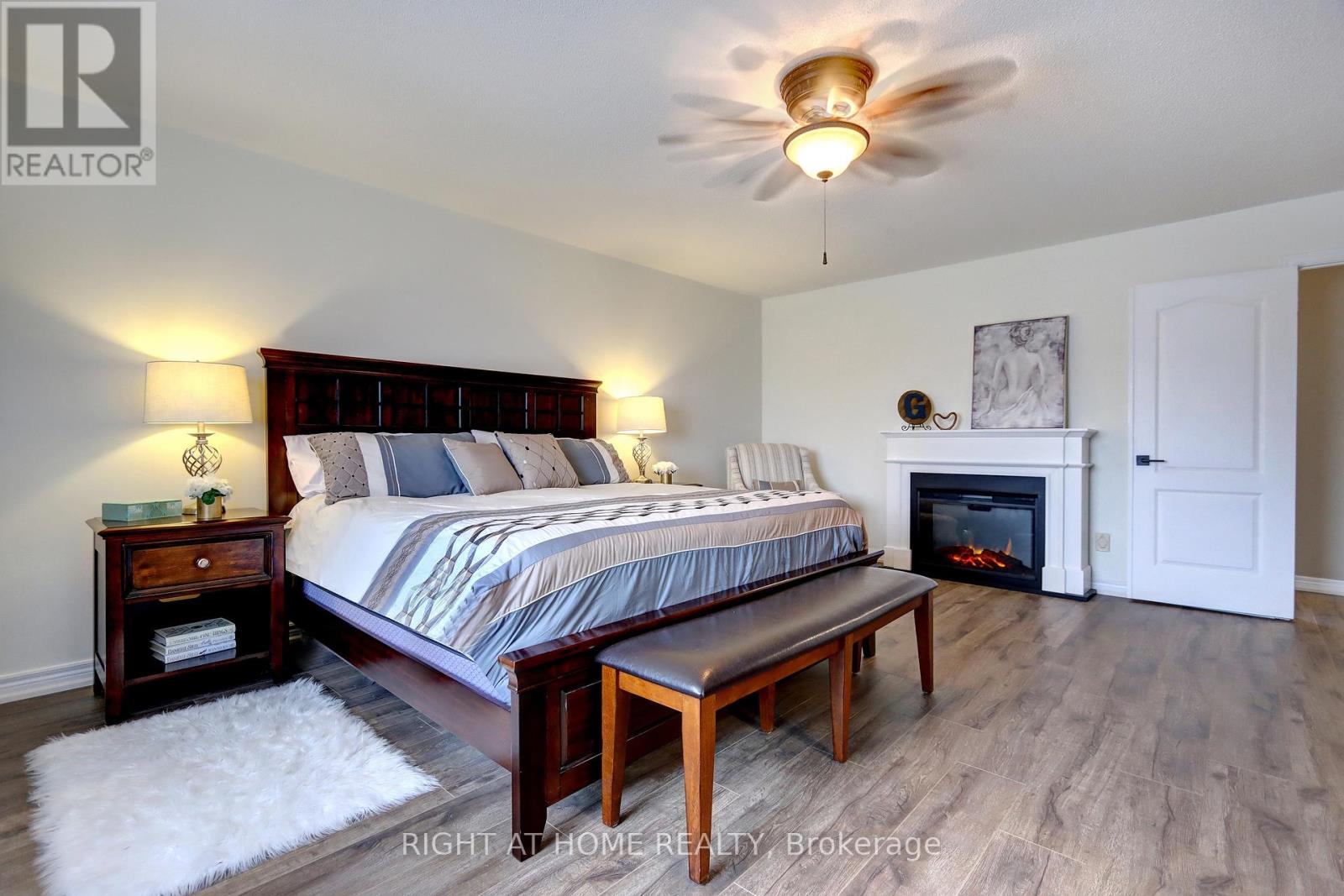 10 Berton Boulevard, Halton Hills, Ontario  L7G 6A5 - Photo 20 - W12461872