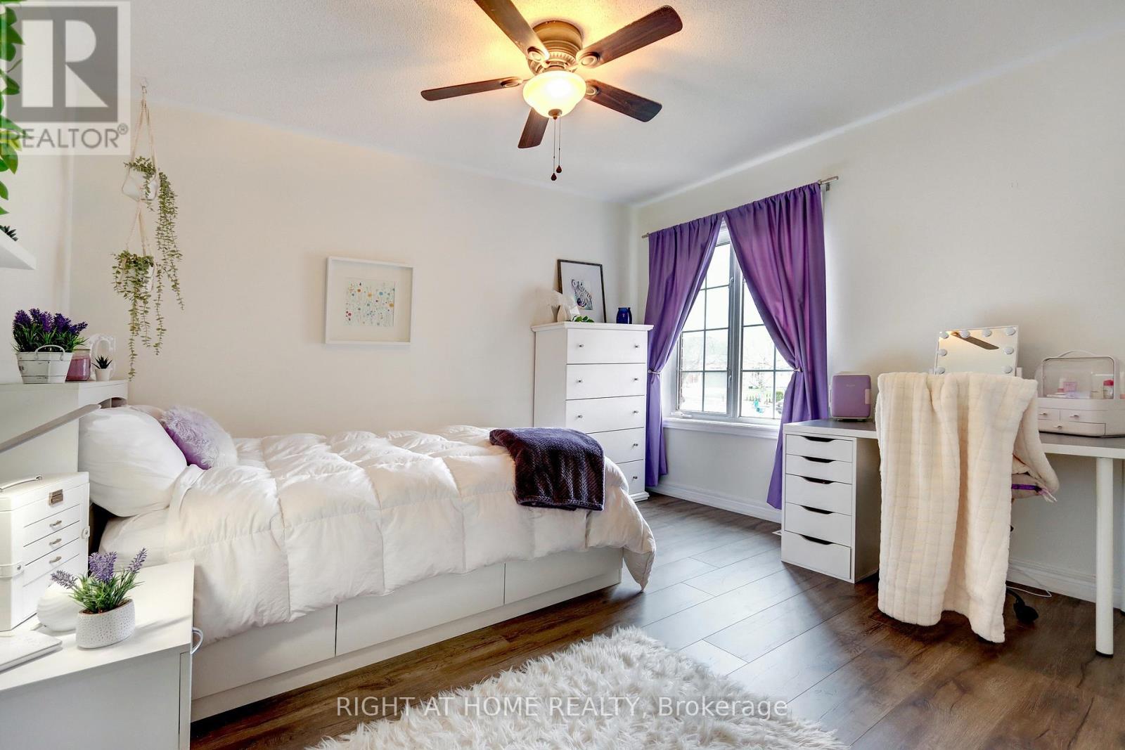 10 Berton Boulevard, Halton Hills, Ontario  L7G 6A5 - Photo 24 - W12461872
