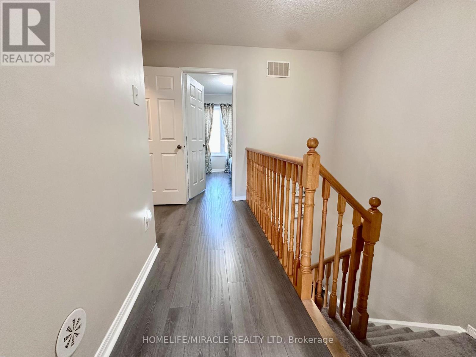 25 - 60 Fairwood Circle, Brampton, Ontario  L6R 0Y6 - Photo 20 - W12461873