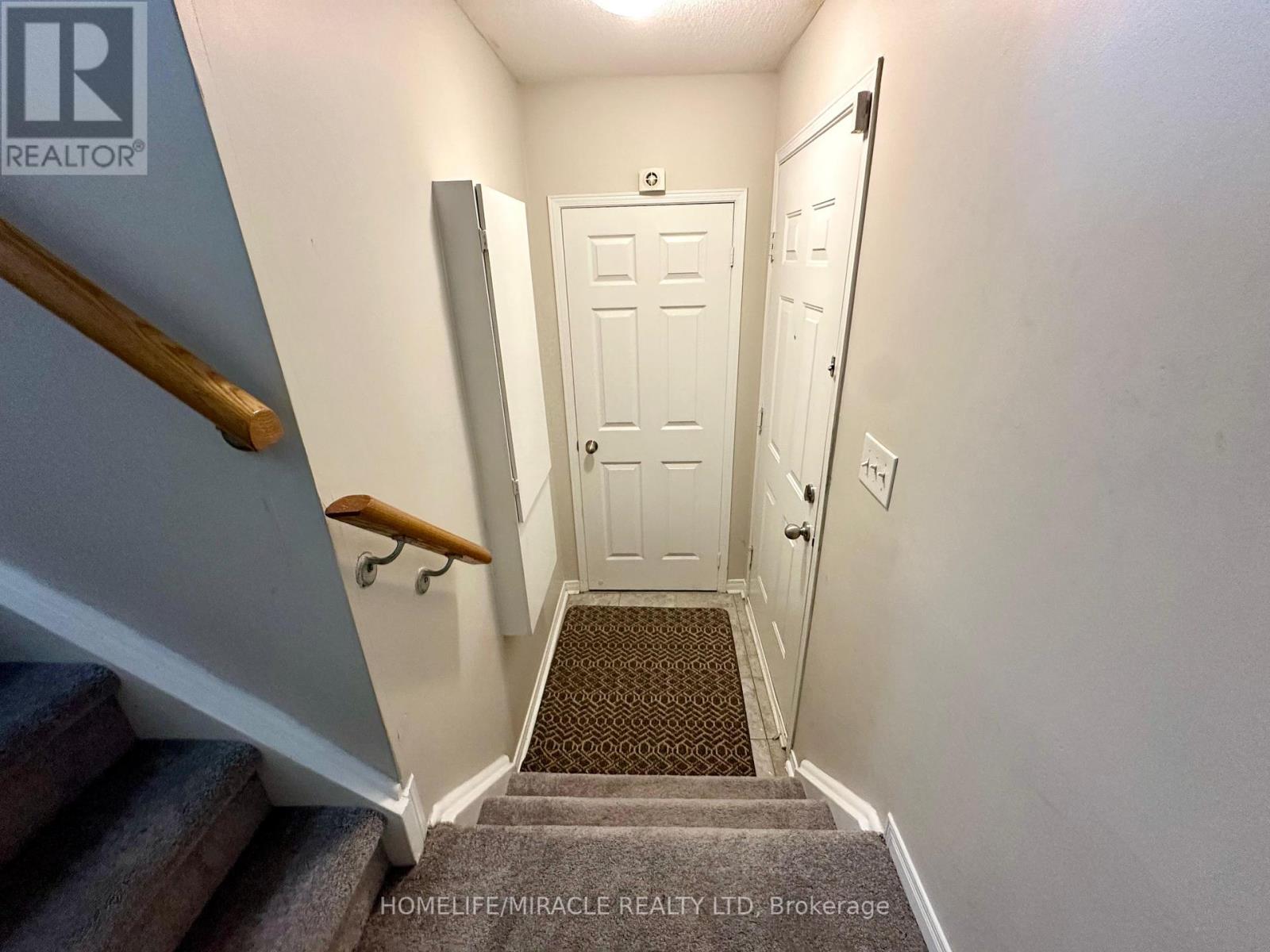25 - 60 Fairwood Circle, Brampton, Ontario  L6R 0Y6 - Photo 28 - W12461873
