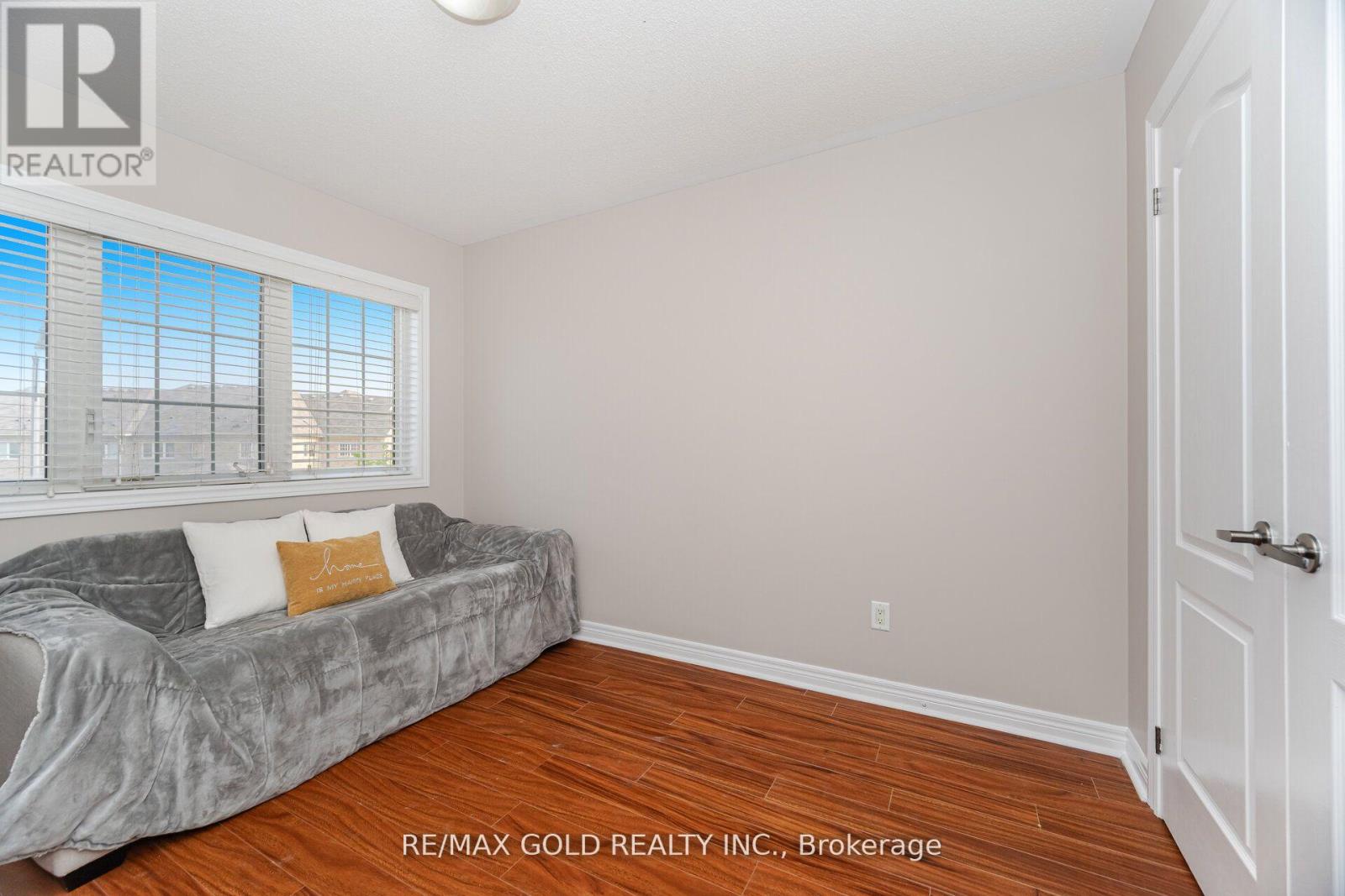 11 Seedland Crescent N, Brampton, Ontario  L6R 0Z6 - Photo 12 - W12461877