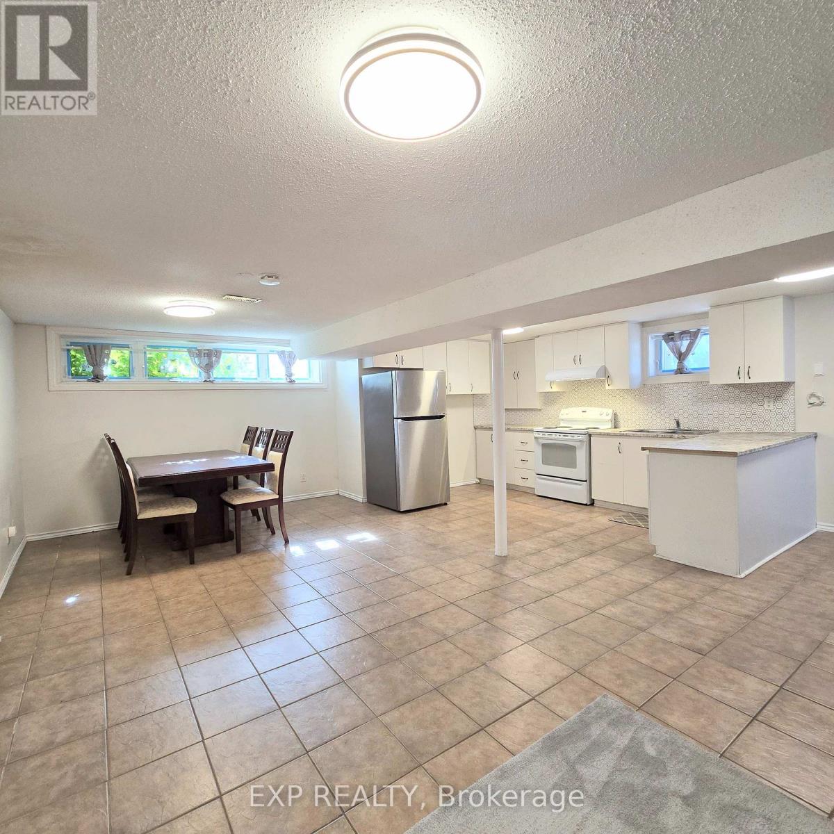 Bsmt - 73 Lindy Lou Road, Toronto, Ontario  M9M 2B1 - Photo 5 - W12461882