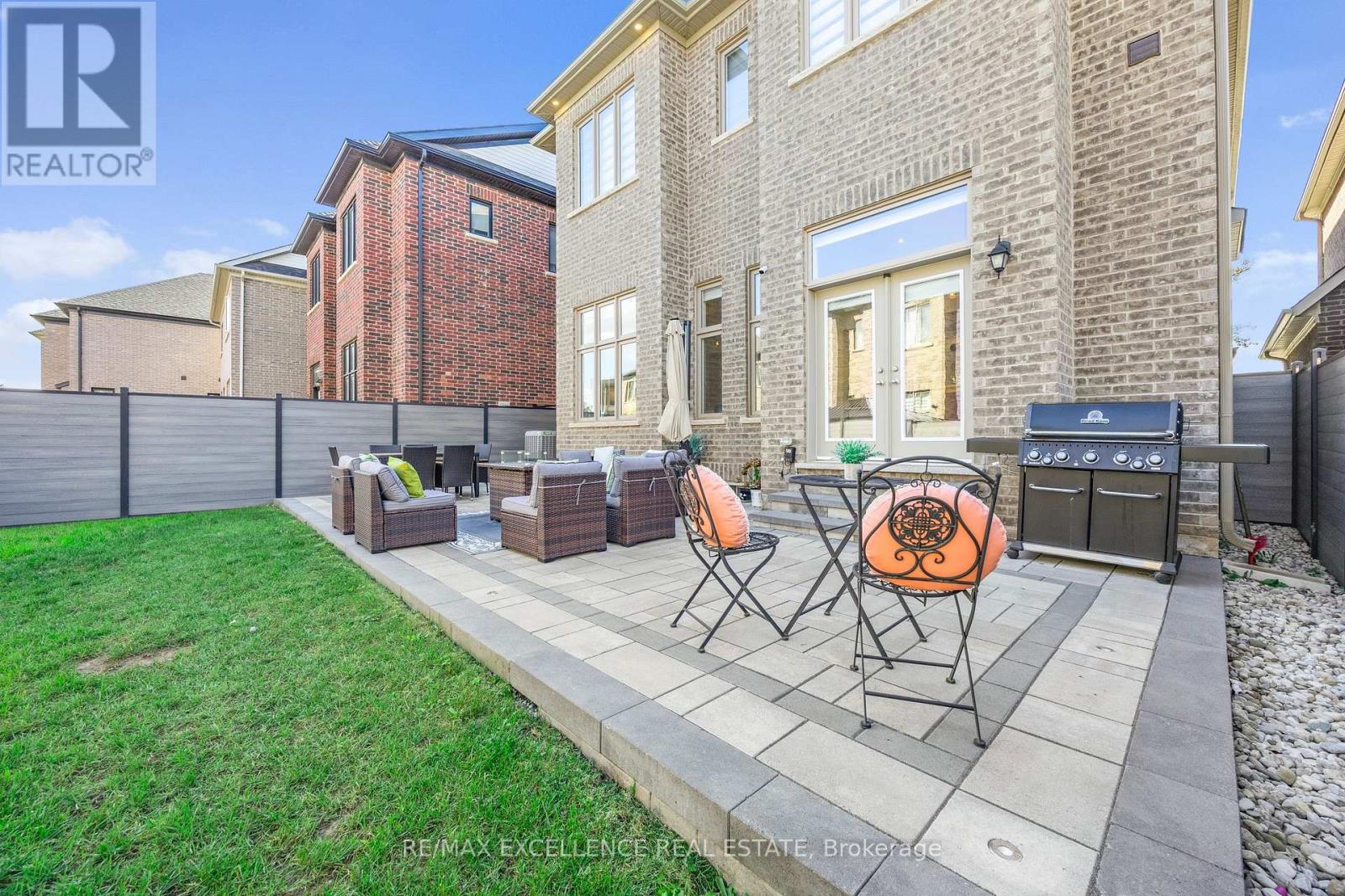 1183 Queens Plate Road W, Oakville, Ontario  L6M 5M4 - Photo 42 - W12460799