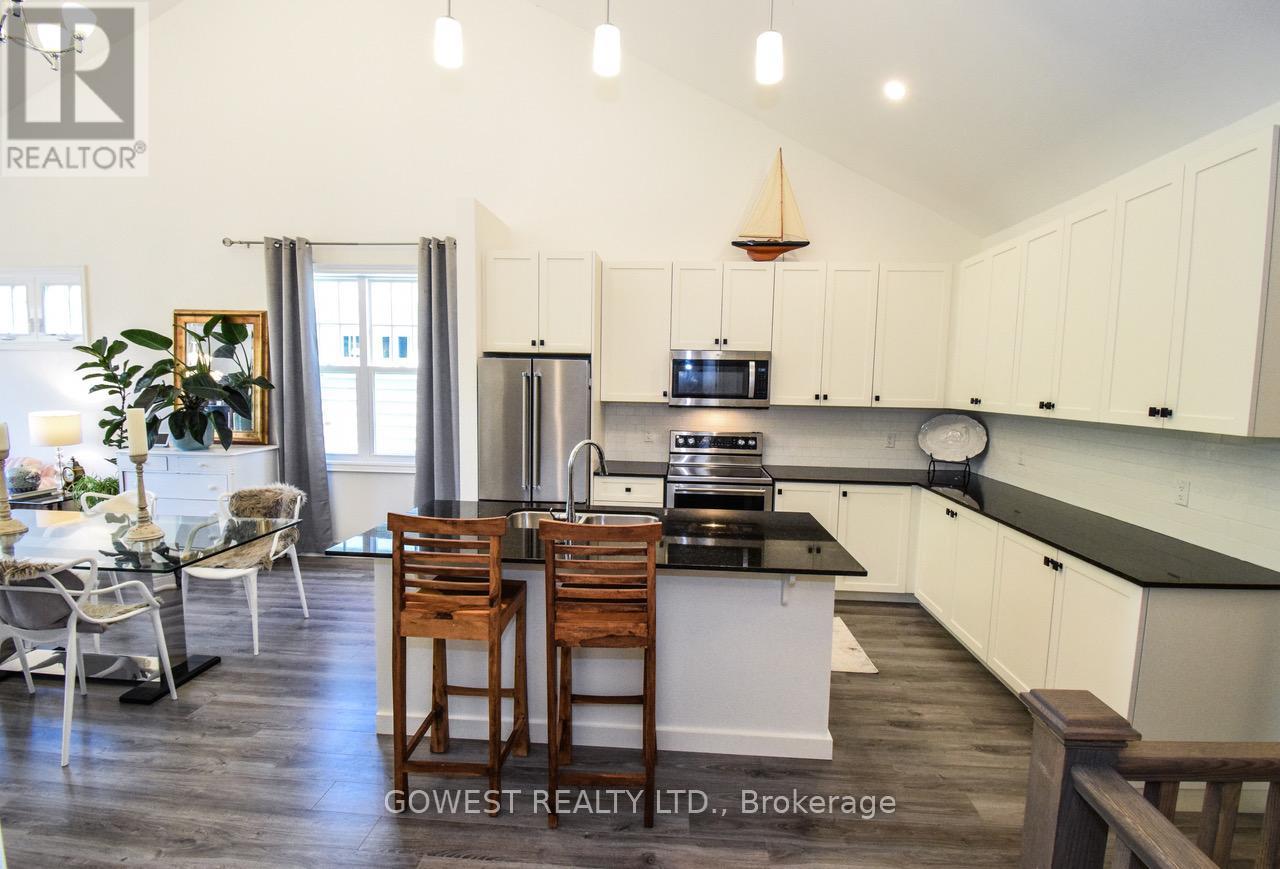 58 Paradise Grove, Niagara-On-The-Lake, Ontario  L0S 1T0 - Photo 12 - X12461883