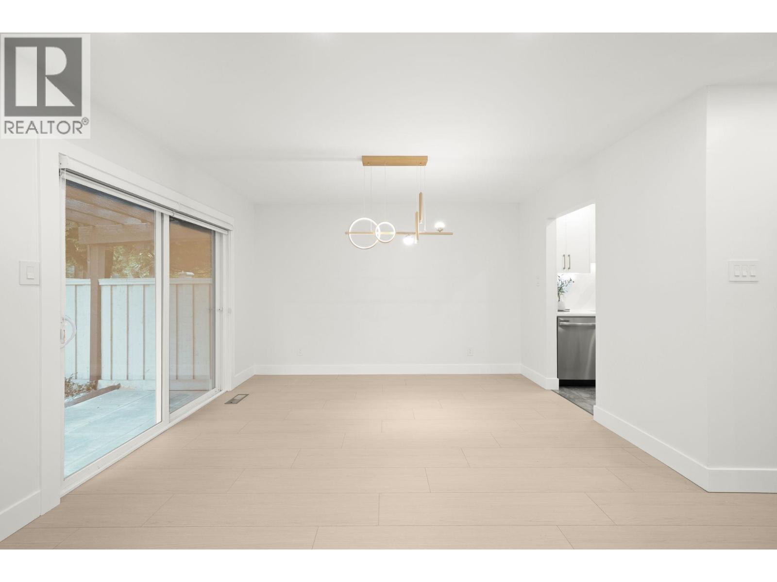 48 3046 Coast Meridian Road, Port Coquitlam, British Columbia  V3B 5B6 - Photo 8 - R3058115