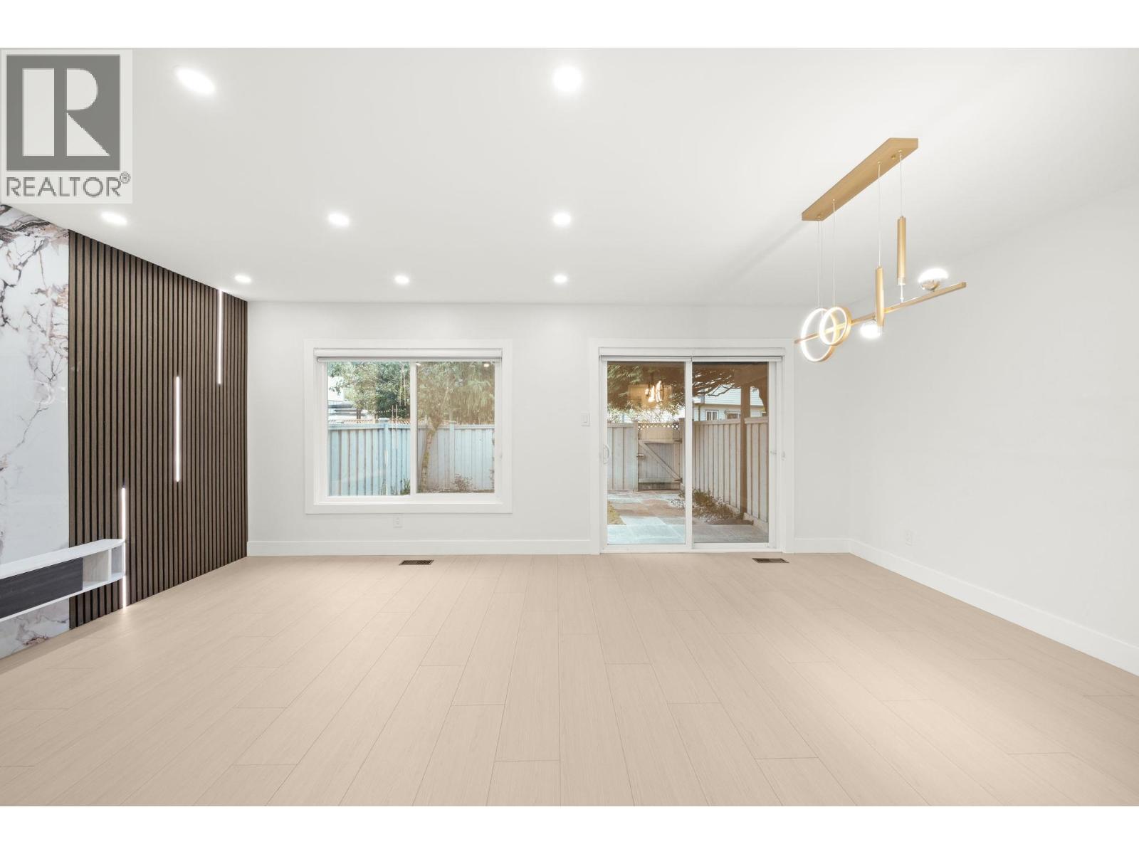 48 3046 Coast Meridian Road, Port Coquitlam, British Columbia  V3B 5B6 - Photo 10 - R3058115