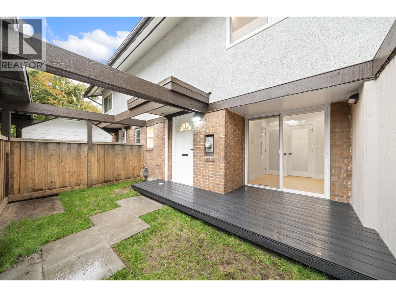 48 3046 Coast Meridian Road, Port Coquitlam, British Columbia  V3B 5B6 - Photo 2 - R3058115