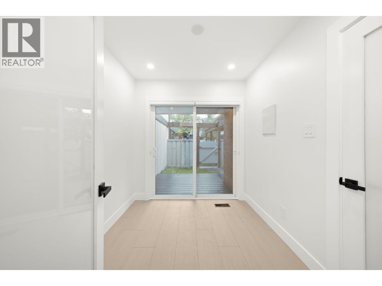 48 3046 Coast Meridian Road, Port Coquitlam, British Columbia  V3B 5B6 - Photo 18 - R3058115